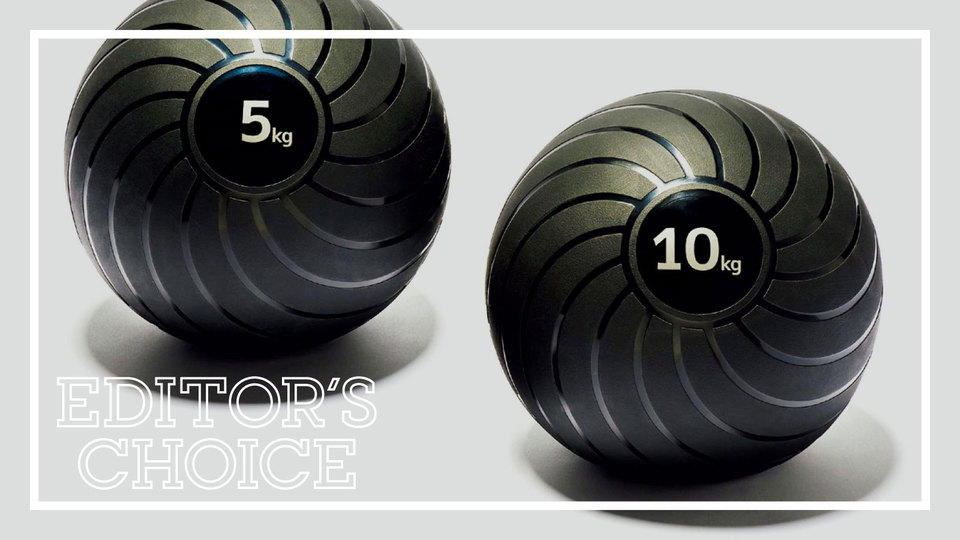 〈TECHNOGYM〉の《スラムボール》
