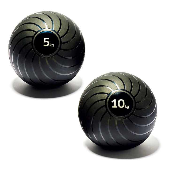 〈TECHNOGYM〉の《スラムボール》